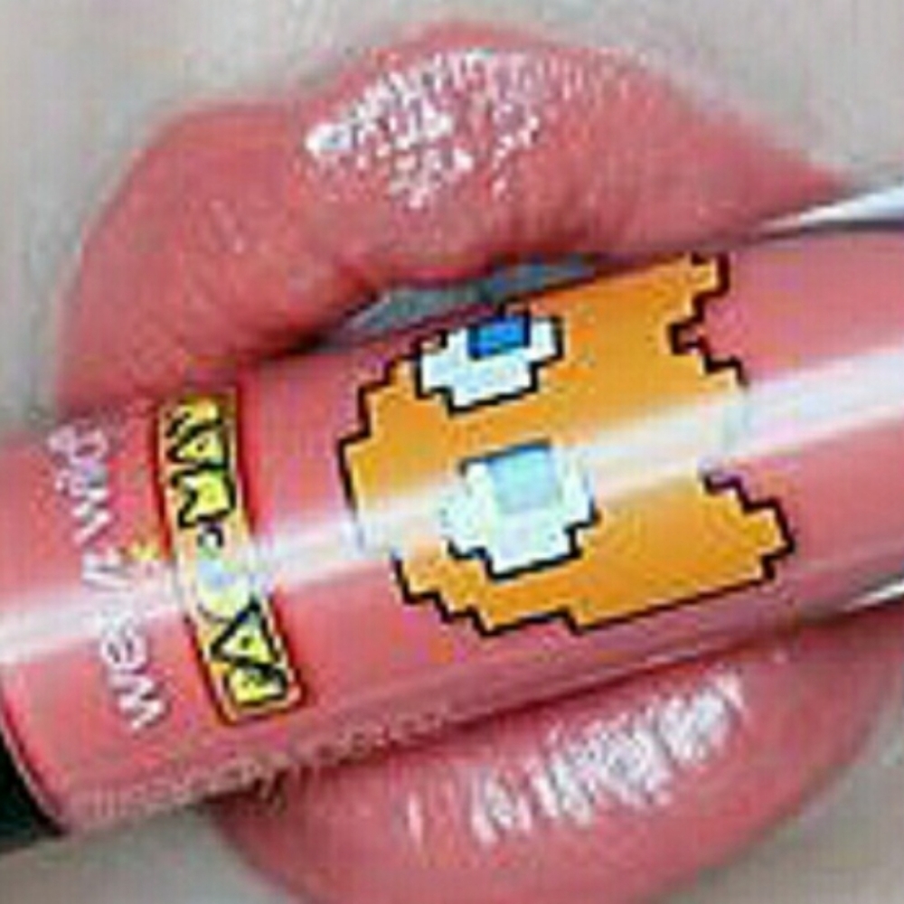 ❇️CLYDE Wet N Wild x Pacman DISCONTINUED LipGloss NWT